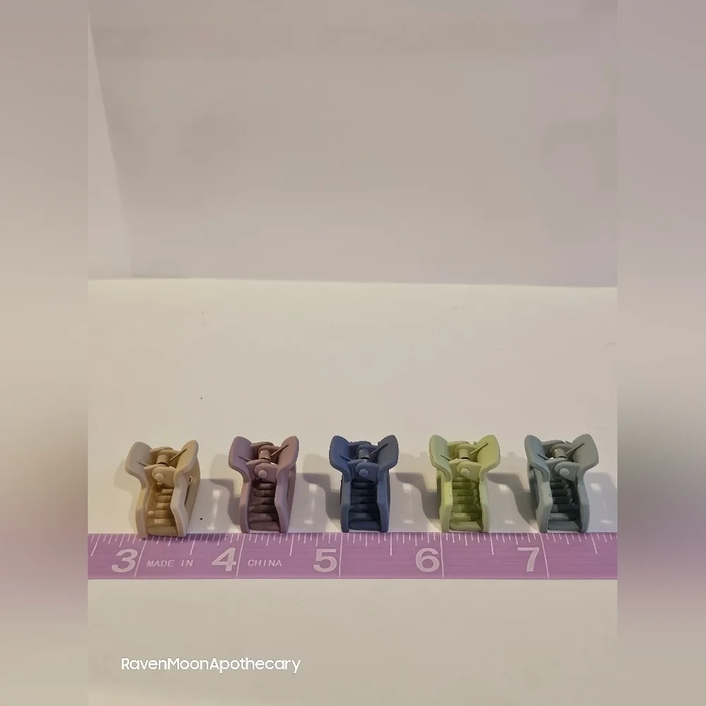 New Five Mini Hair Clips 3/15$ Bundle Deal